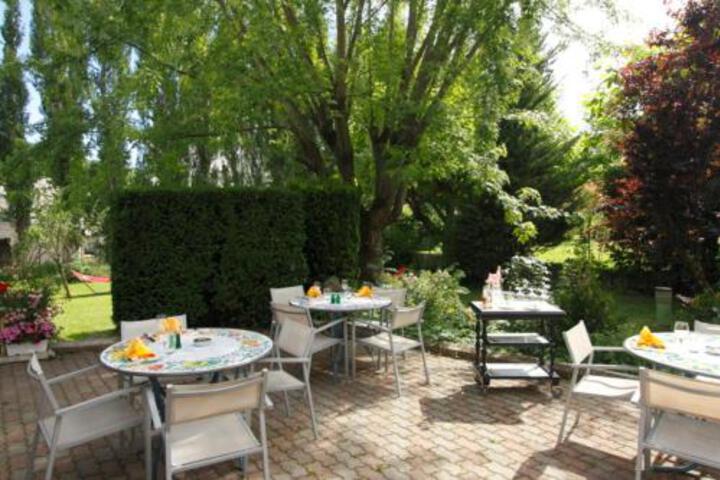 General 10 of 94
