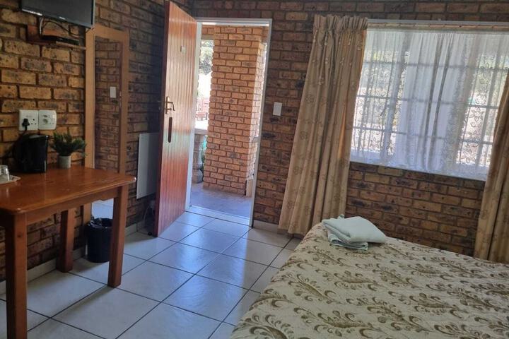 Room 46 of 101