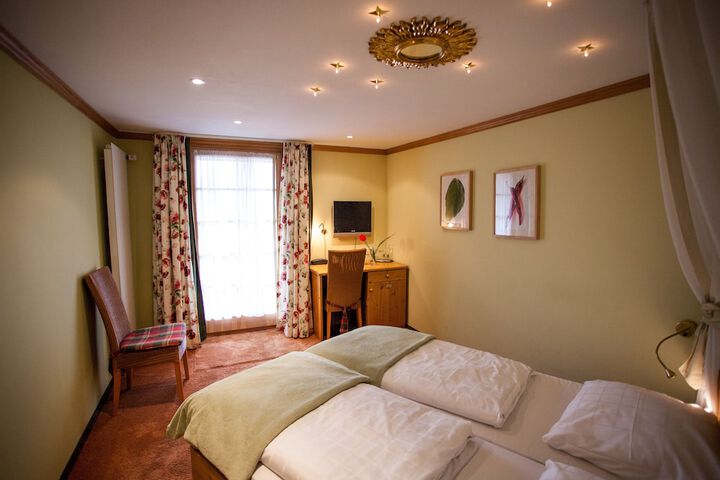 Room 20 of 76