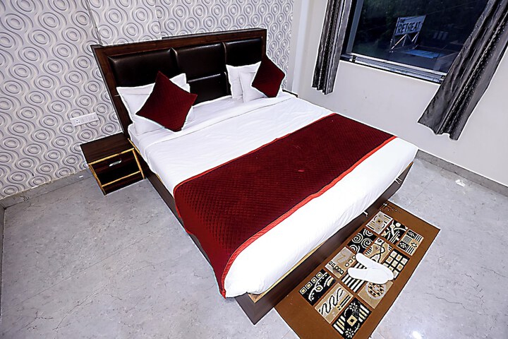 Room 8 of 47
