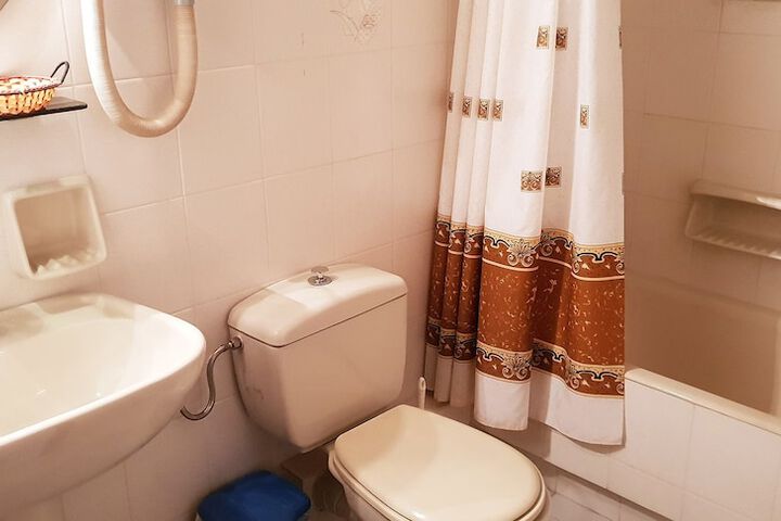 Room 14 of 20