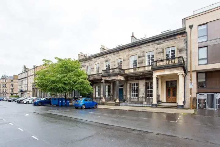 Huge Luxury Townhouse in the City Centre