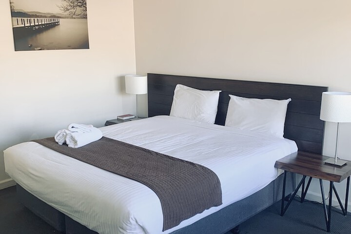 Room 15 of 35