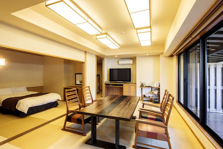 Room 15 of 81