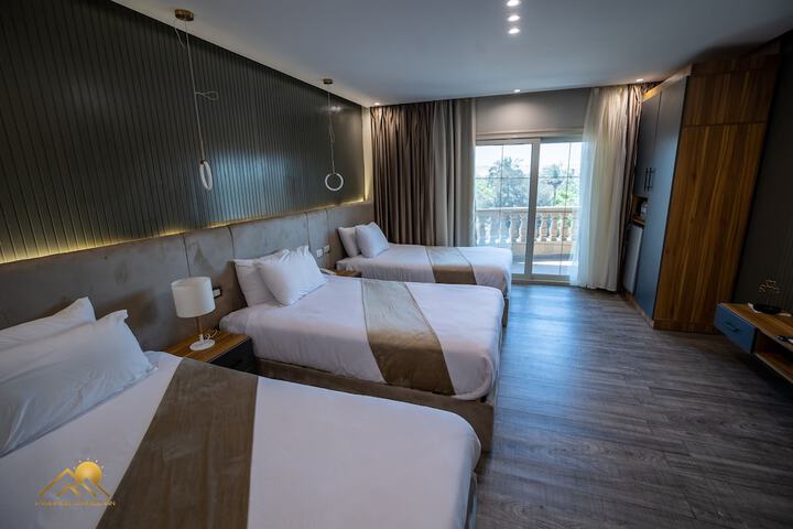 Room 41 of 183