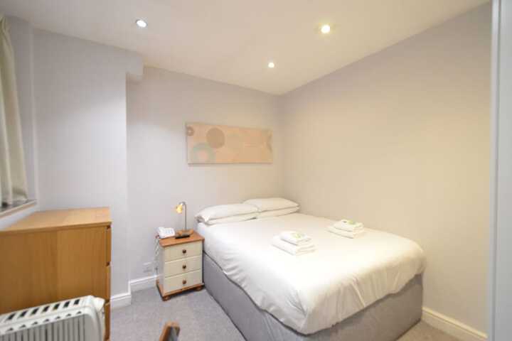 Room 119 of 371