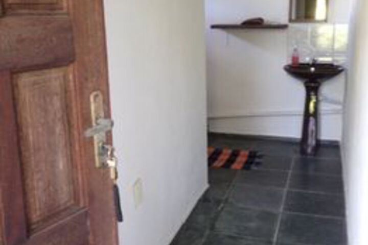 Room 4 of 35