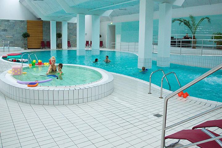 Pool 9 of 52