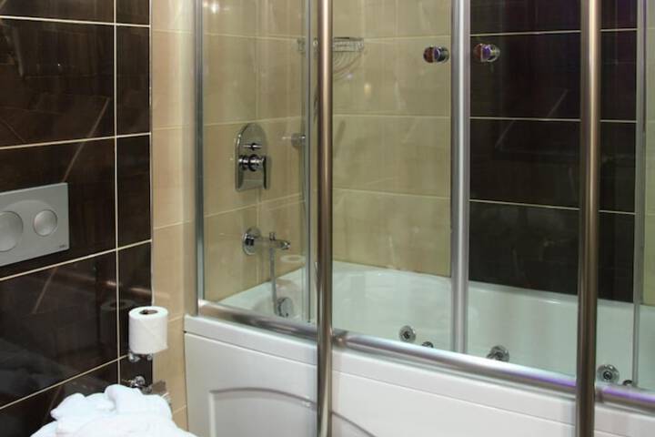 Bath Interior