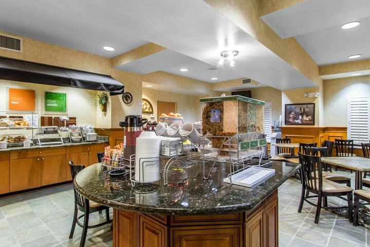Breakfast buffet