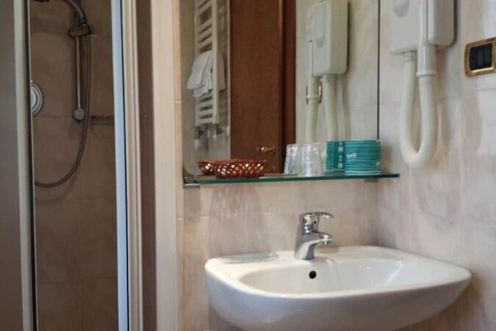 Bath Photo