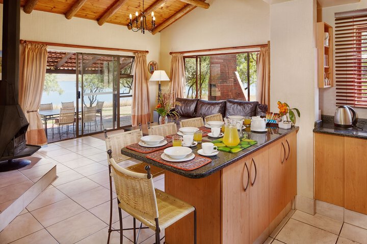 Breakfast/Coffee Service 136 of 198