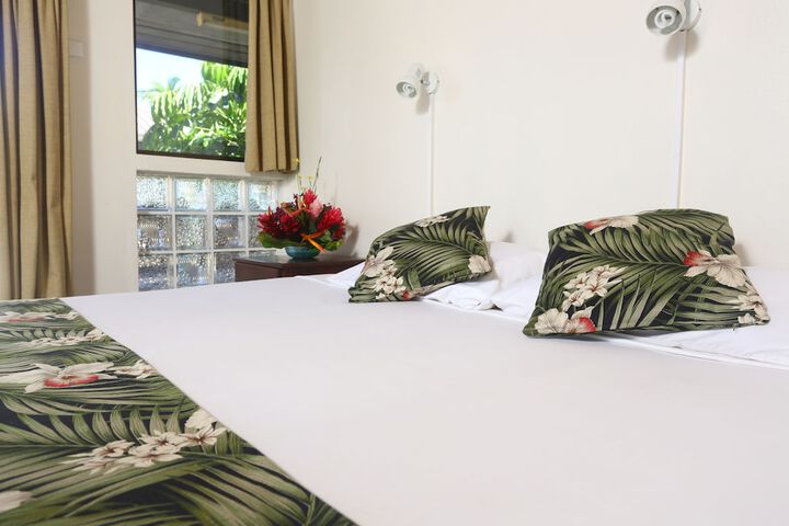 Room 2 of 112
