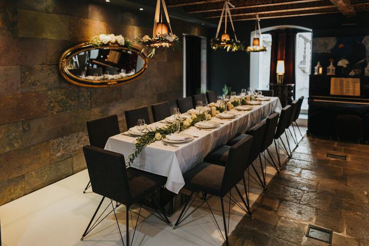 Dining 49 of 73