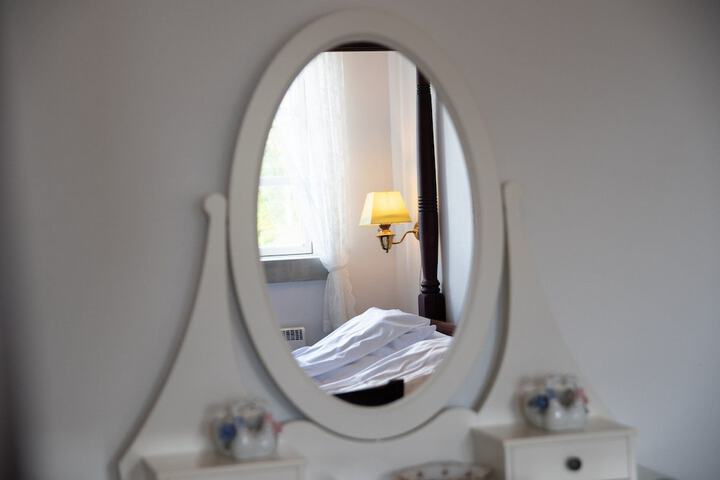 Room 3 of 15