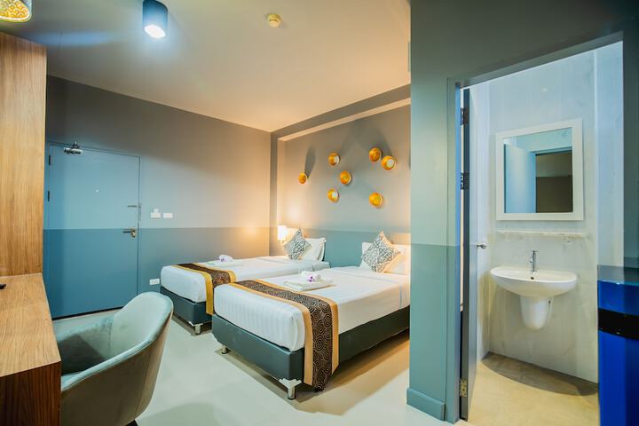 Room 16 of 63