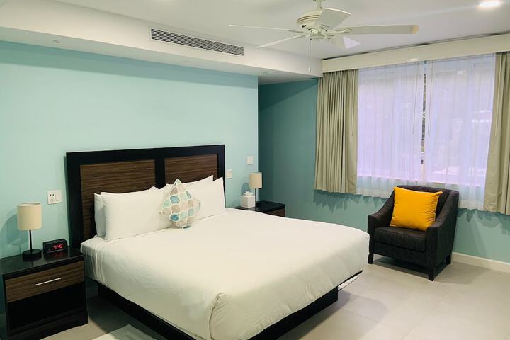 Room 10 of 15