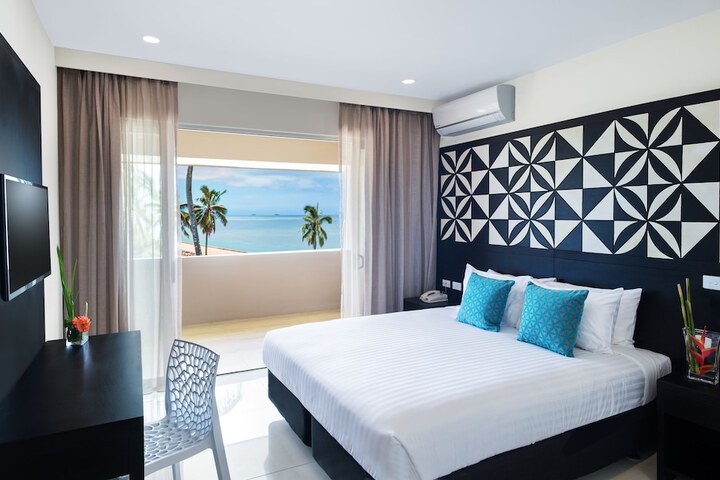 Room 8 of 35