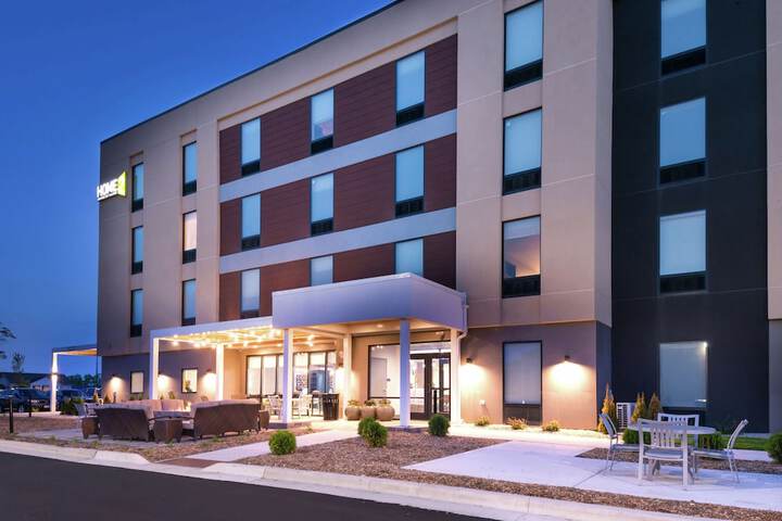 Hotel 58 of 58