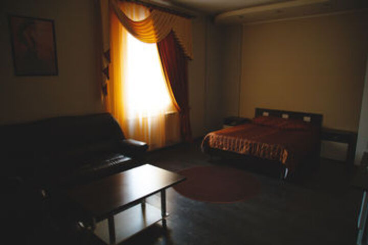 Room 23 of 49