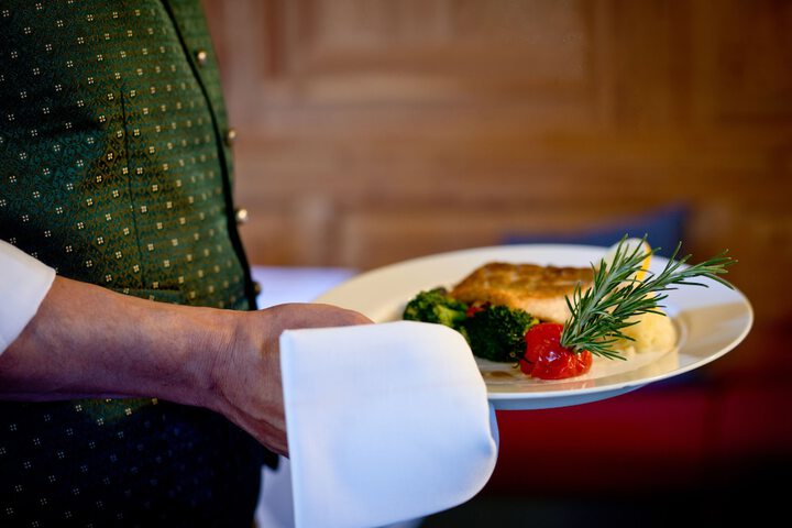 Dining 142 of 193