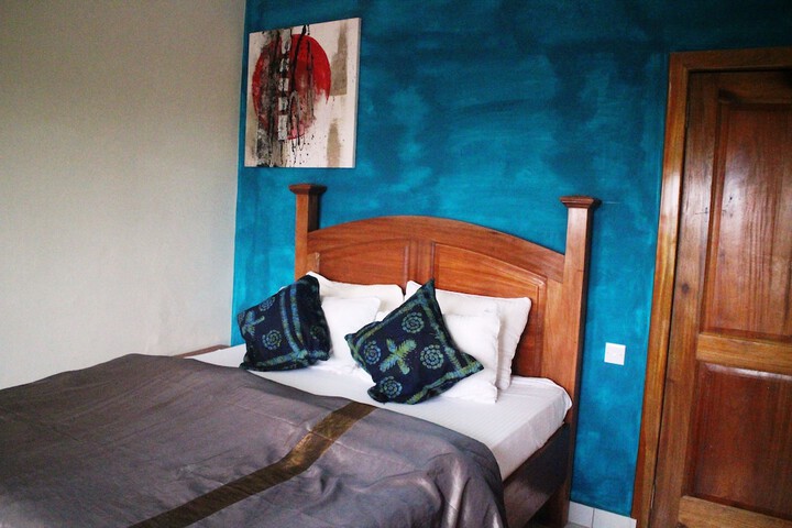 Room 6 of 55