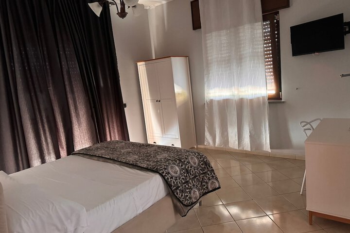 Room 12 of 51