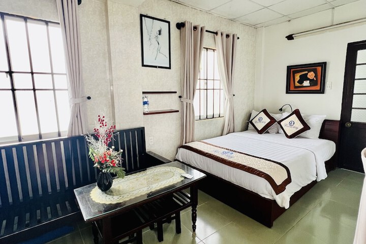Room 84 of 153