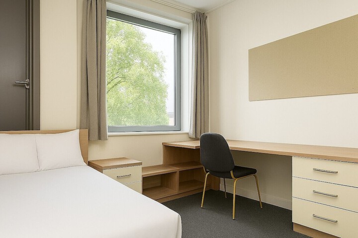 Room 5 of 19