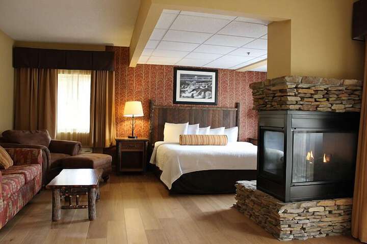 Room 8 of 42