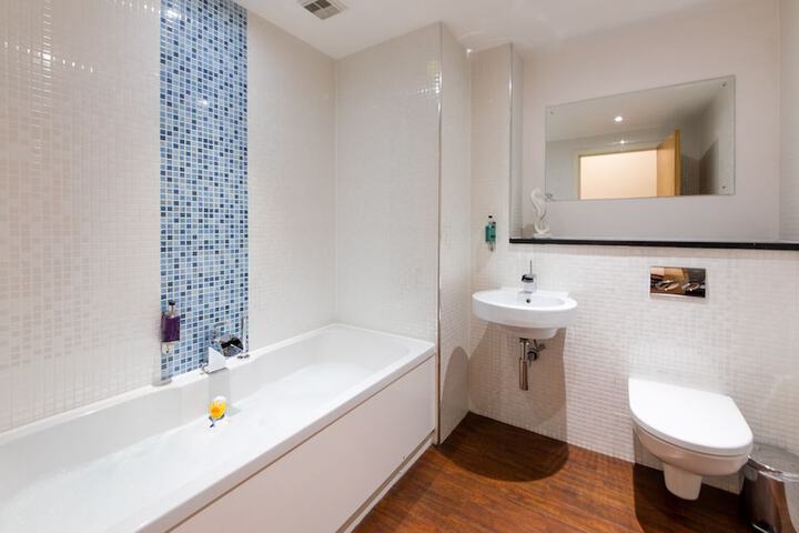 Clean Restrooms