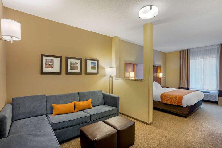 1 King Bed (21 of 23)