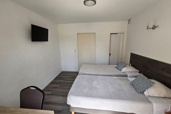 Room 15 of 51