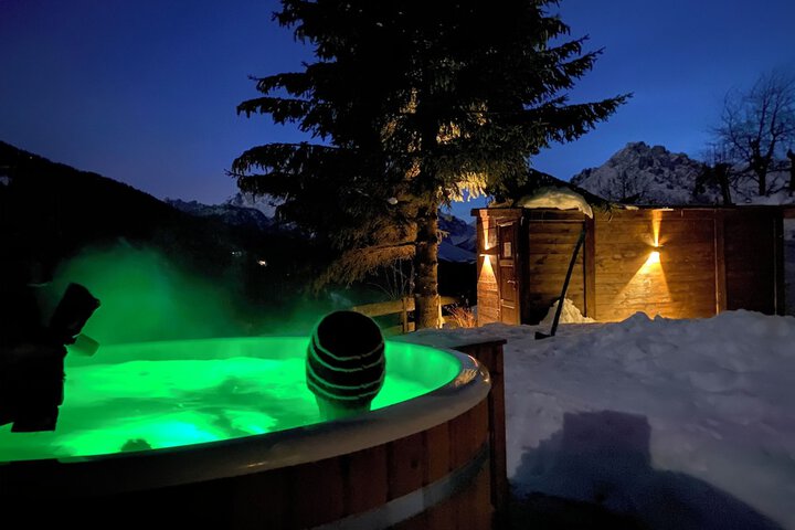 Spa 17 of 27