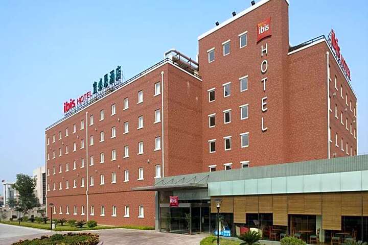 ibis Zhongshan Huangpu