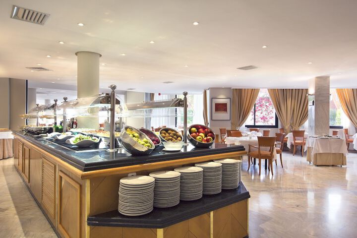 Dining Photos