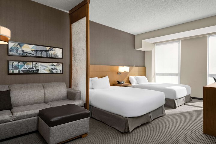 2 Queen Beds High Floor (12 of 15)