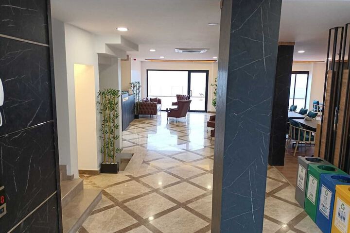 Hotel Interior 4 of 115
