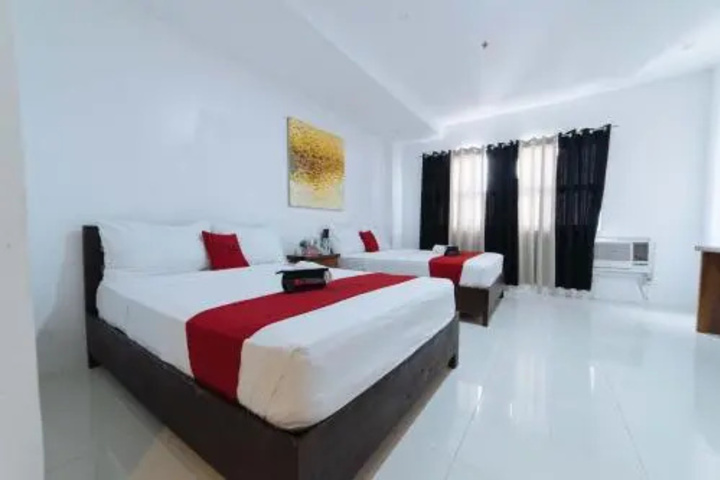 Room 4 of 10