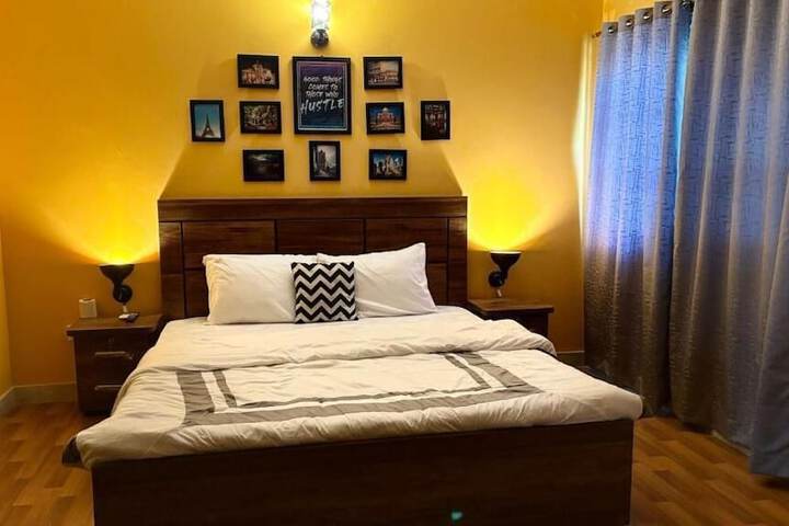 Room 2 of 14