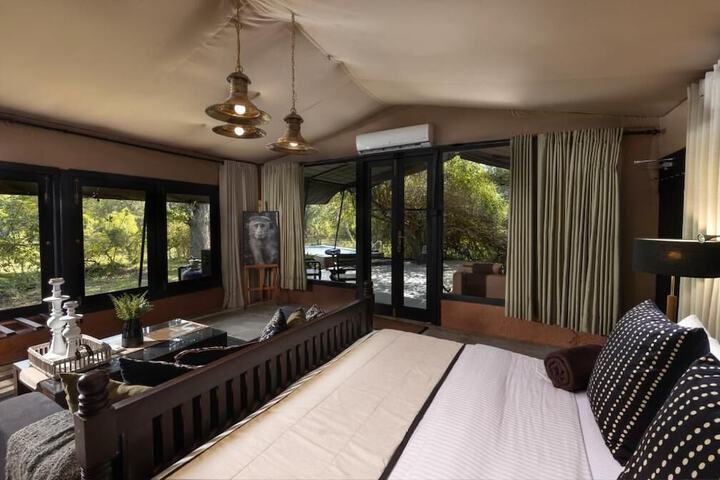 Room 8 of 24