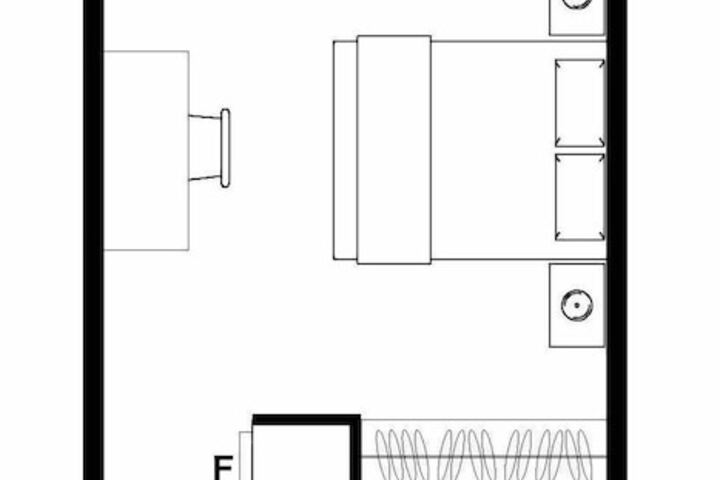 Room 7 of 38