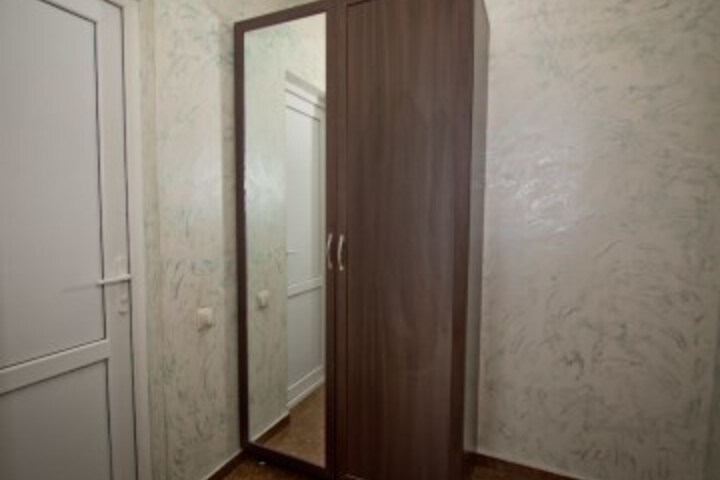 Room 65 of 93