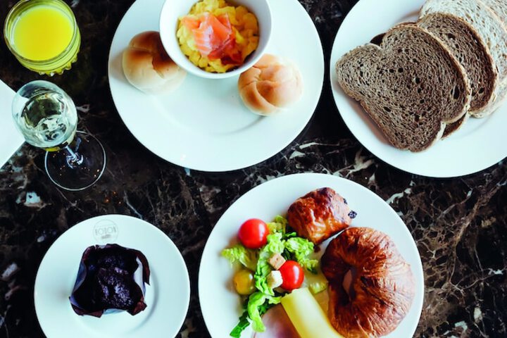 Breakfast/Coffee Service 53 of 76