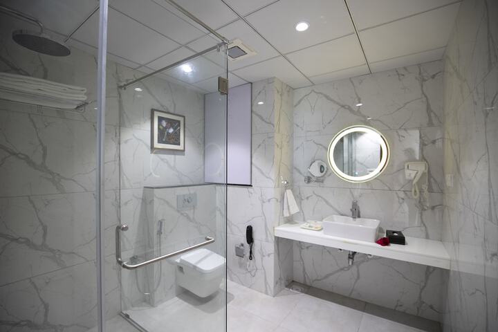 Room 20 of 23
