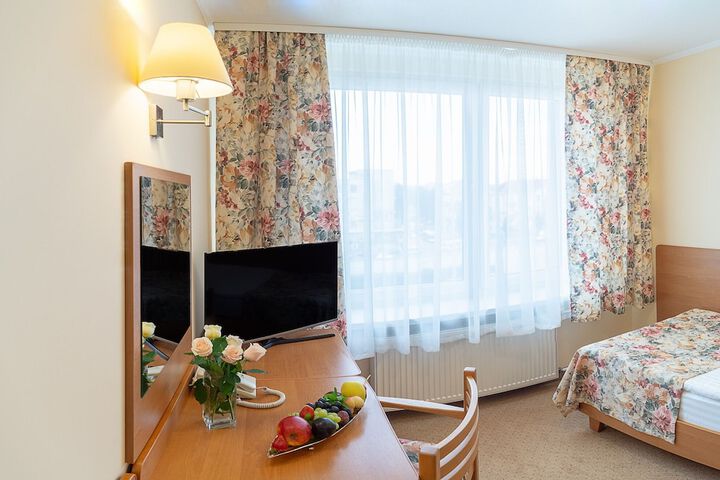 Room 11 of 47