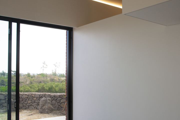 Room 19 of 25