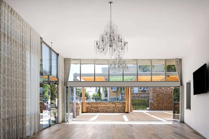 Indoor wedding