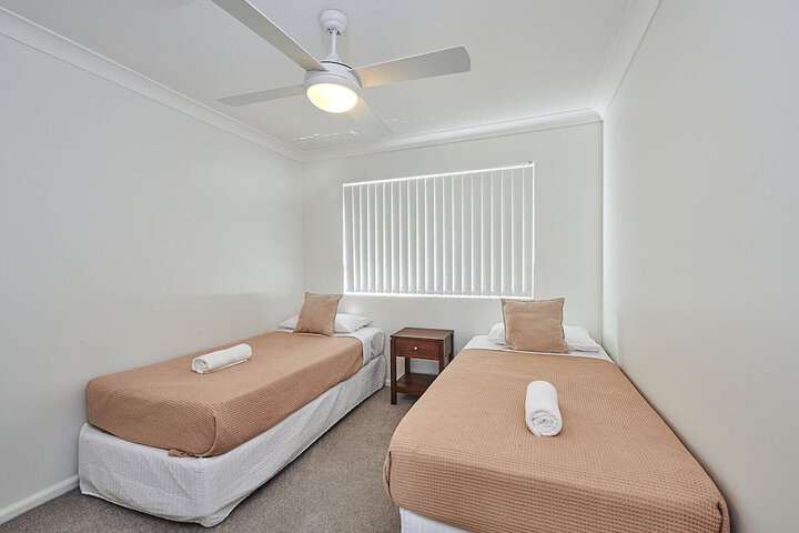 Room 6 of 85