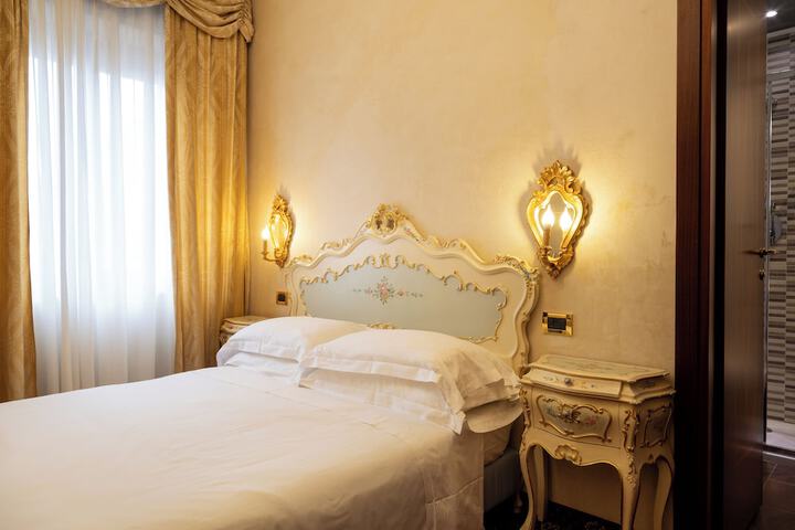 Room 20 of 70